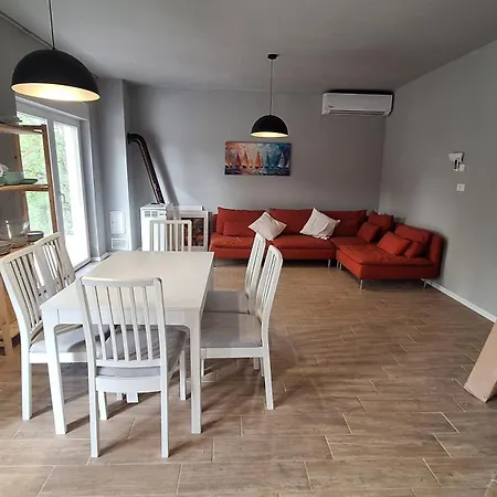 3 Bed Sleeps 6 -private Pool -casa Istriana Holiday home *
